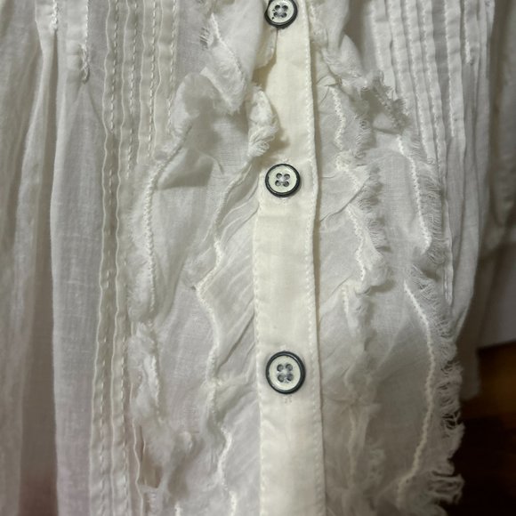 LIKE NEW! Women's We the Free White Pleated/Ruffled Blouse - XS - Picture 6 of 13